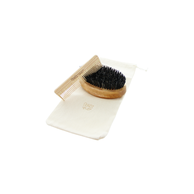Men’s kit: beard brush and comb with cotton pouch