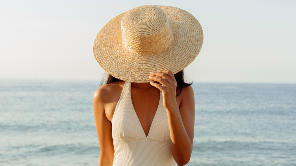 Capelli dopo l’estate: come rigenerare la chioma stressata da sole e mare